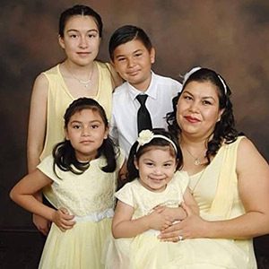 Claudia Angulo family