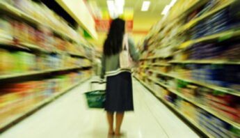 supermarket shopper blur
